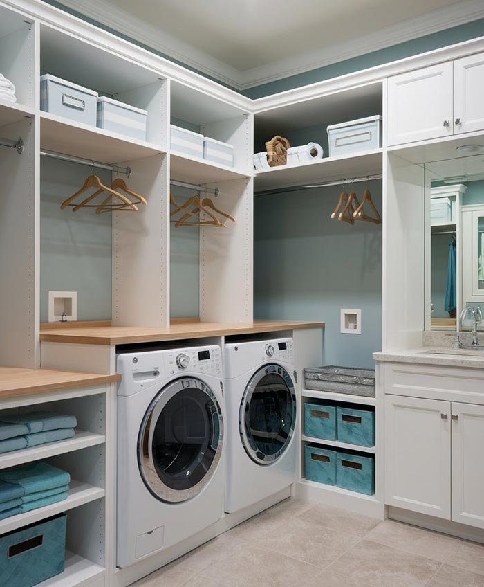 Compact custom laundry room in Northern Virginia