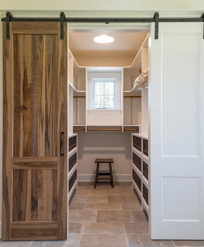 Finished custom pantry in a Virginia kitchen